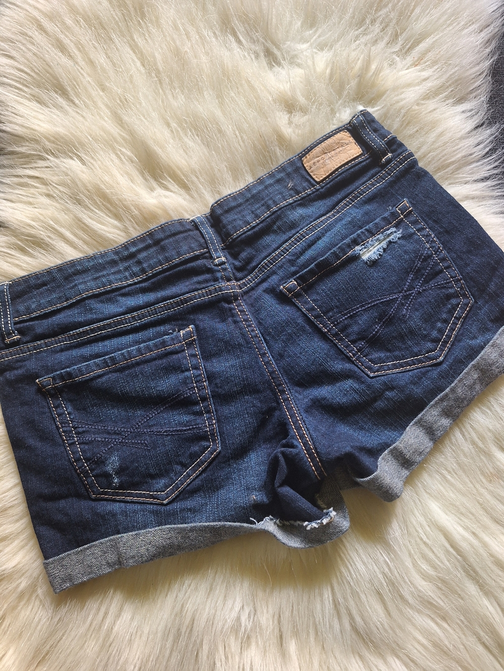 [[Aeropostale]] Dark Blue Distressed Denim Roll-Cuff Shorts - Picture 3 of 6